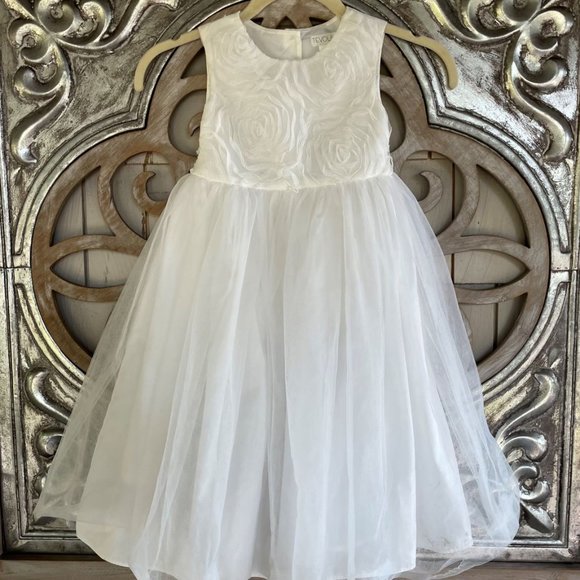 Flower Girl - Communion White Dress- Size 5 - Picture 1 of 4